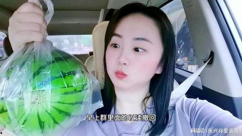 直播网红吃瓜是真的吗,直播内容是否真实？